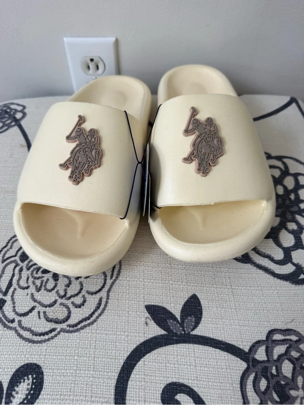 U.S. Polo Assn. Comfort Slide Sandals Beige Men’s US Size Medium 11-12 Slip-On